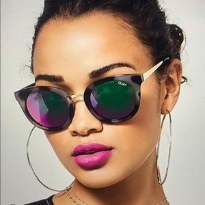 QUAY AUSTRALIA SHOOK MIRRORED SUNGLASSES